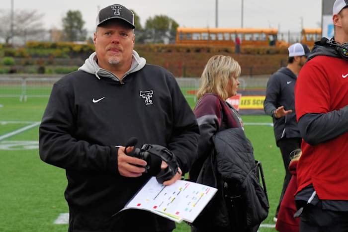 Tualatin.West-Linn.6A-football-semifinal.Leon-Neuschwander.115
